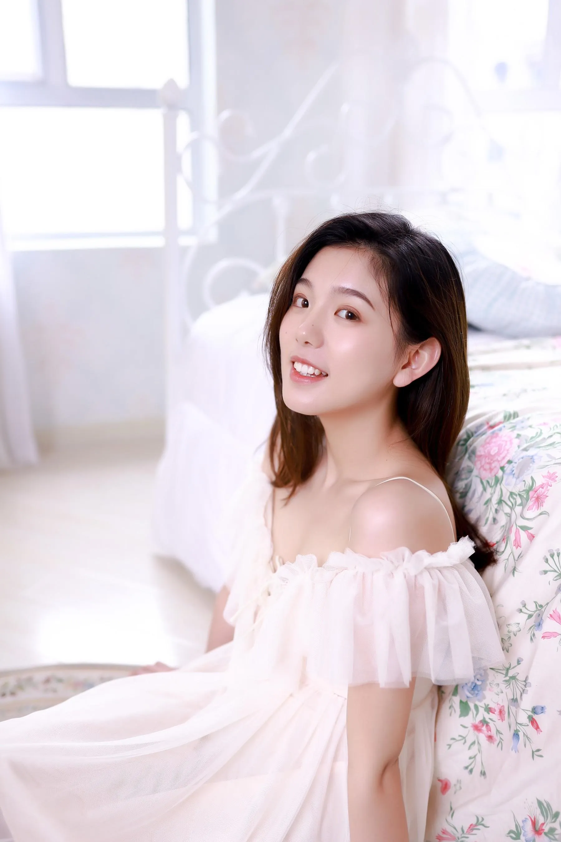 [YITUYU艺图语]2022.08.29 小美好 炸面比目鱼 [24P]插图6